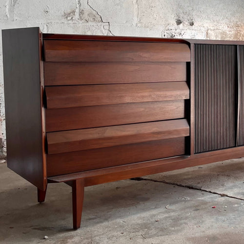 Lane First Edition Furniture