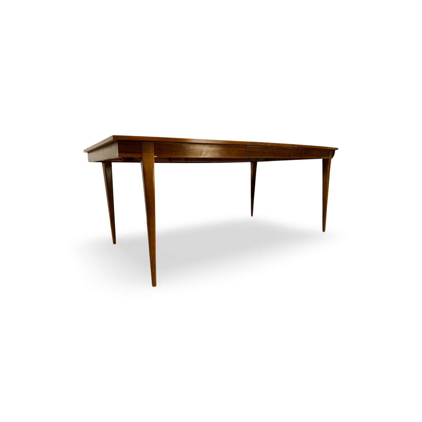 Young Manufacturing Mid Century Extending Walnut Dining Table c. 1970s