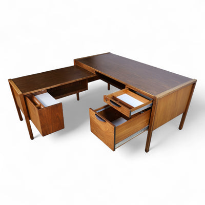 Jens Risom Vintage Mid Century Modern L-Shaped Executive Desk and R... — walnut construction, front view
