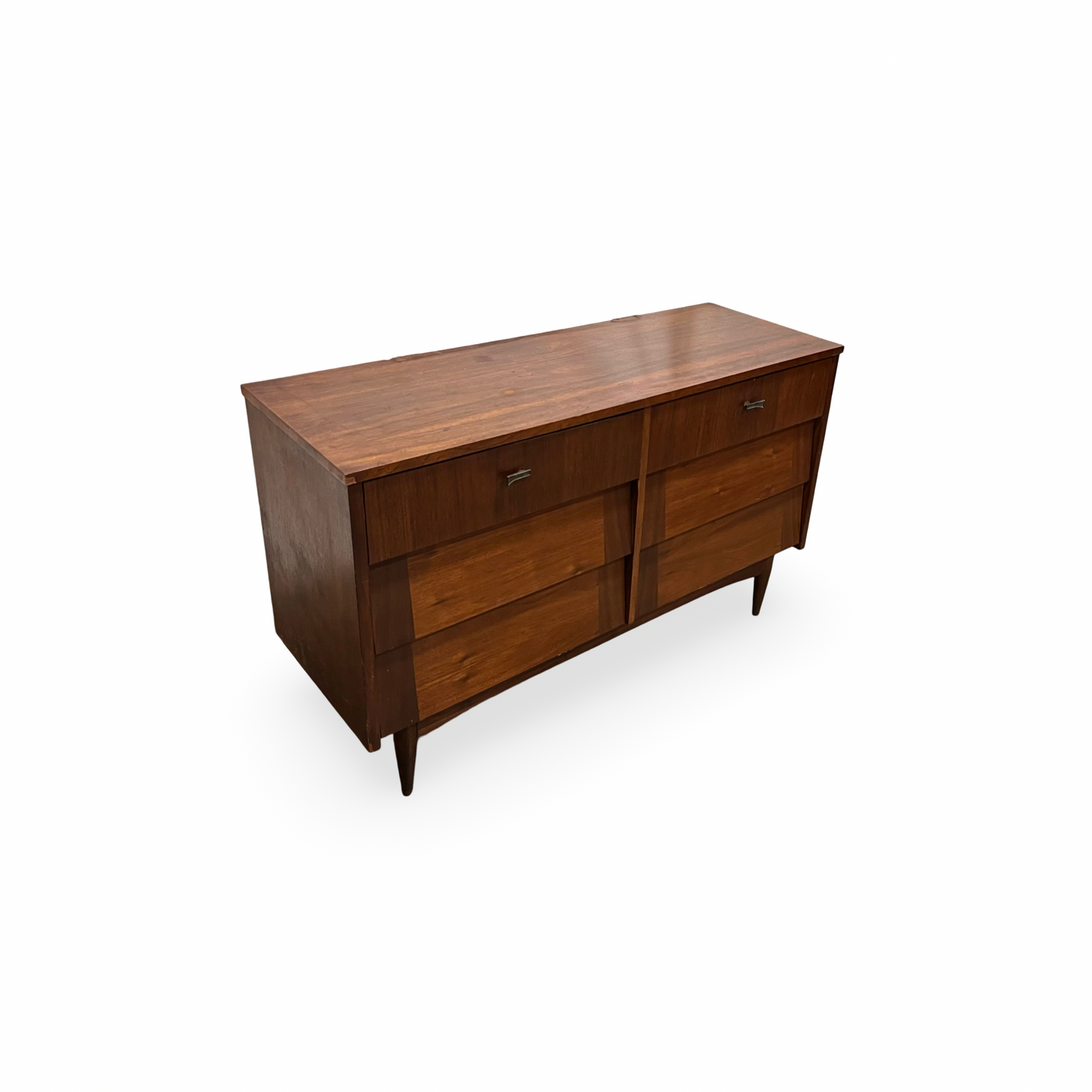 Harmony House dresser with six drawers and brass pulls, vintage 1960s
