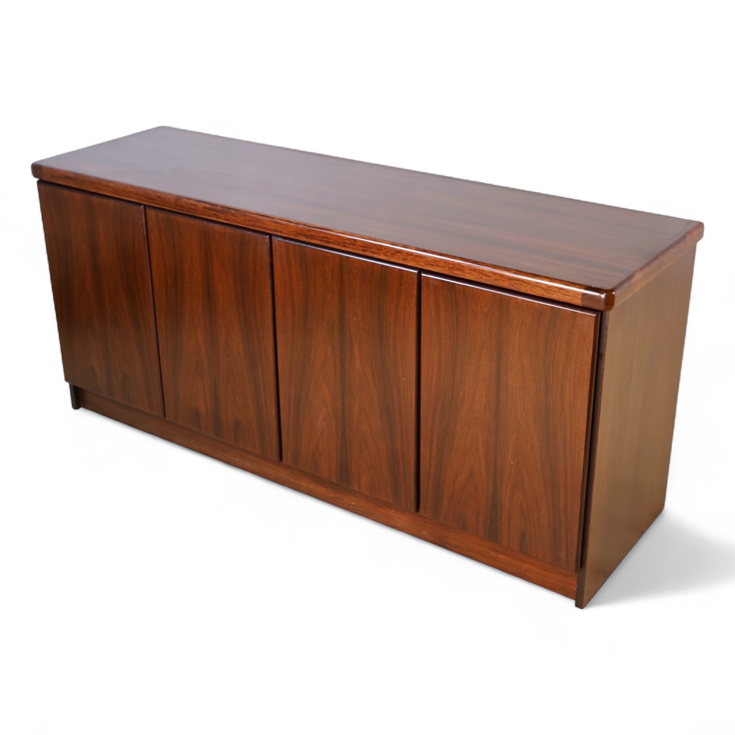 Danish Rosewood Vintage Mid Century Modern Buffet Credenza c. 1970s