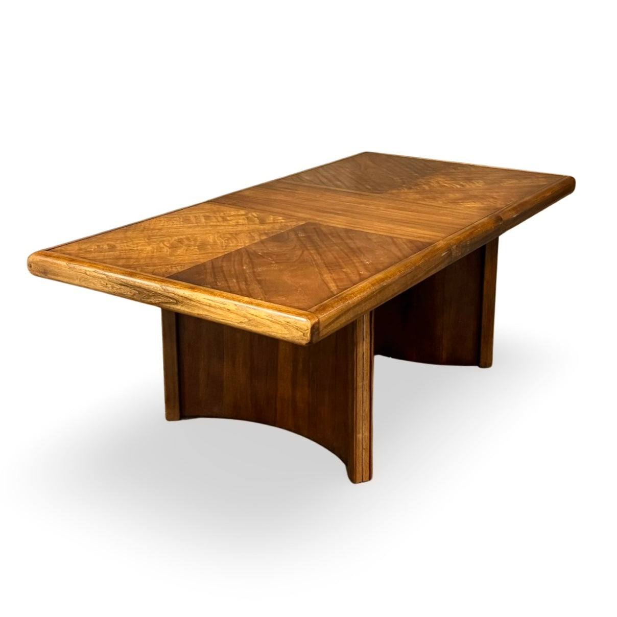 Pulaski Brutalist Vintage Mid Century Modern Dining Table c. 1970s