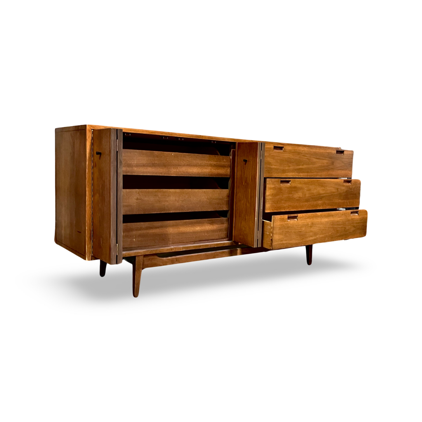 American of Martinsville Early Vintage Mid Century Modern Lowboy Dresser c. 1960s