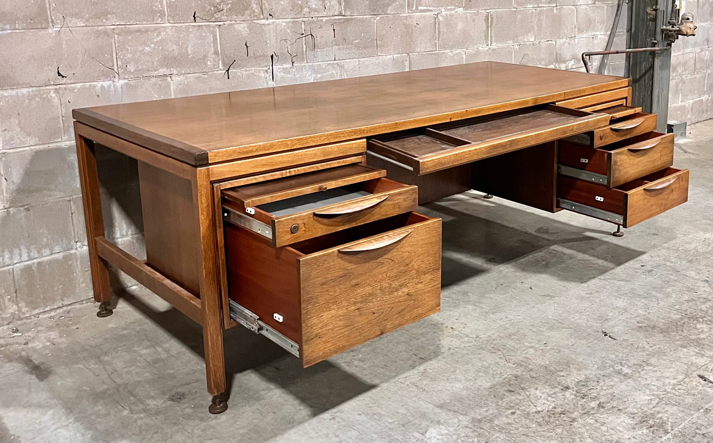 Jens Risom Vintage Mid Century Modern Executive Desk c. 1960s