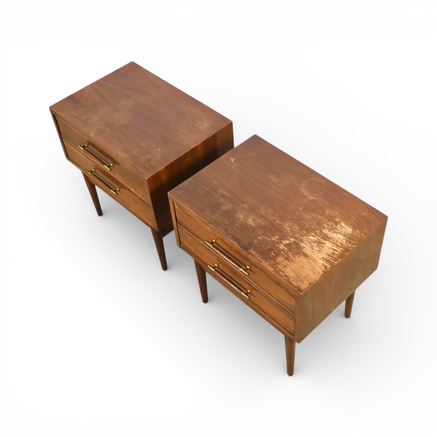 American of Martinsville Dania Collection Vintage Mid Century Modern Pair of Nightstands c. 1960s