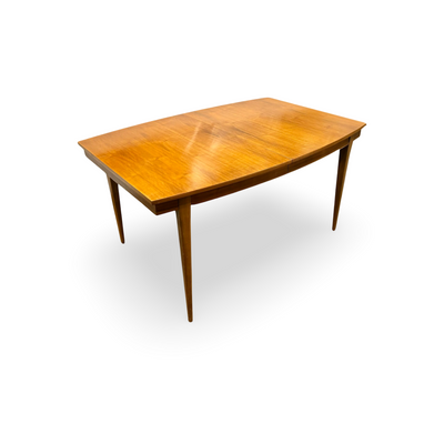 Young Manufacturing Mid Century Extending Walnut Dining Table c. 1970s β walnut construction, front view