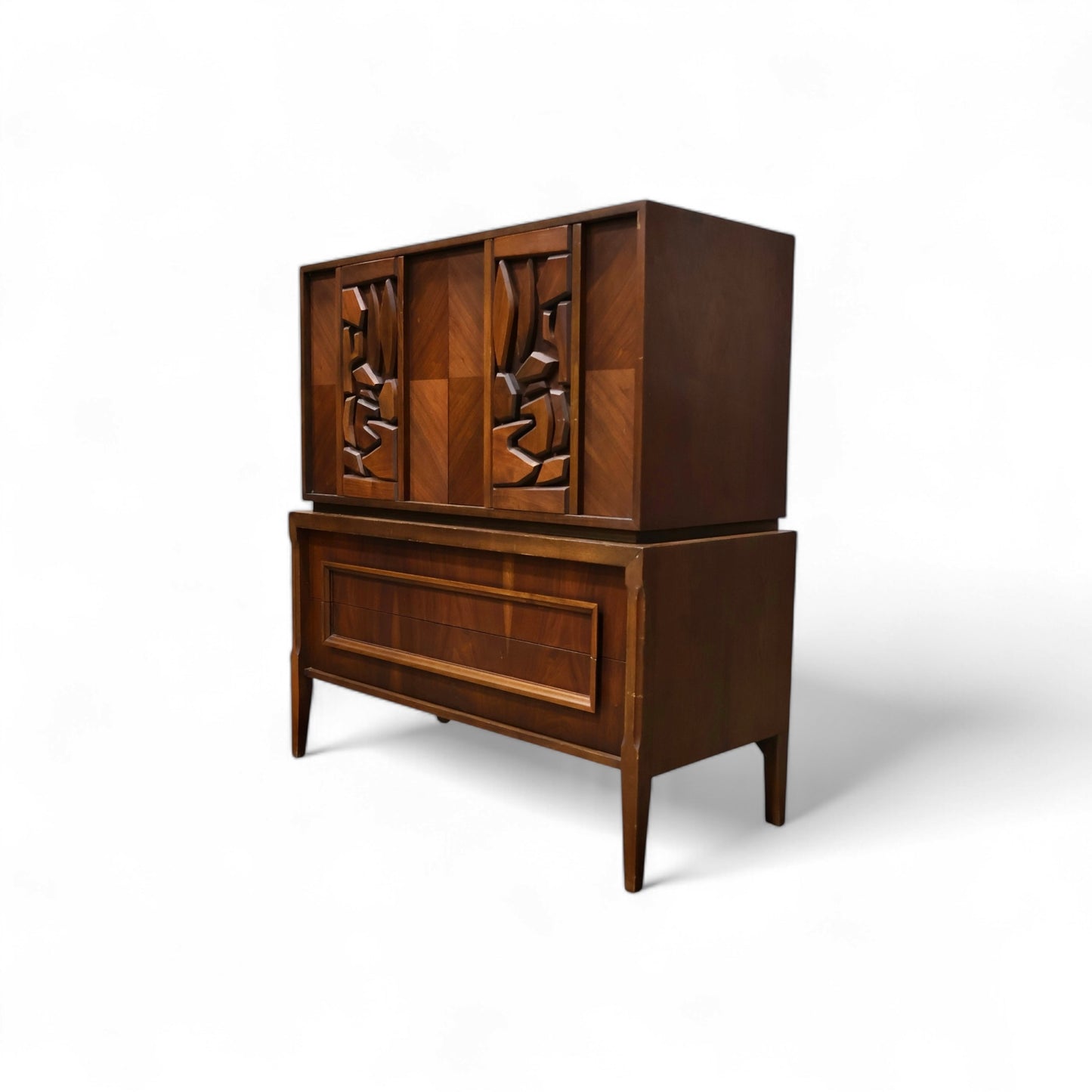 United Furniture Tiki Vintage Mid Century Modern Highboy Dresser c. 1960s