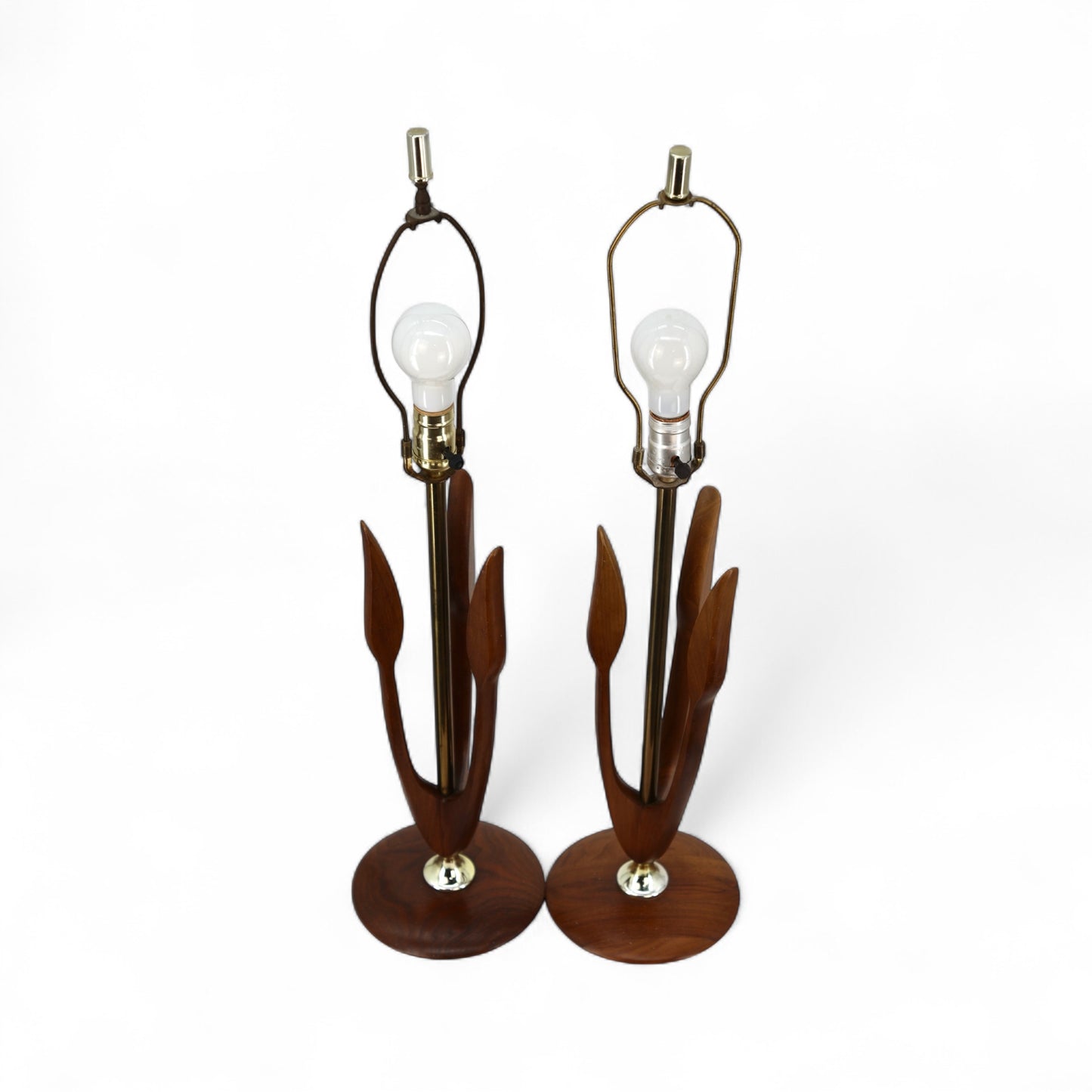 Tulip Petal Sculptural Vintage Mid Century Modern Walnut and Brass Pair of Table Lamps c. 1960s