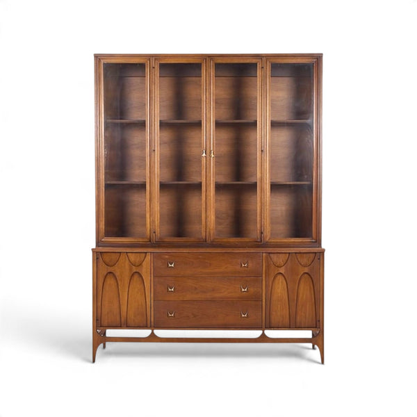 Broyhill Brasilia Mid Century Modern China Hutch Cabinet c. 1960s