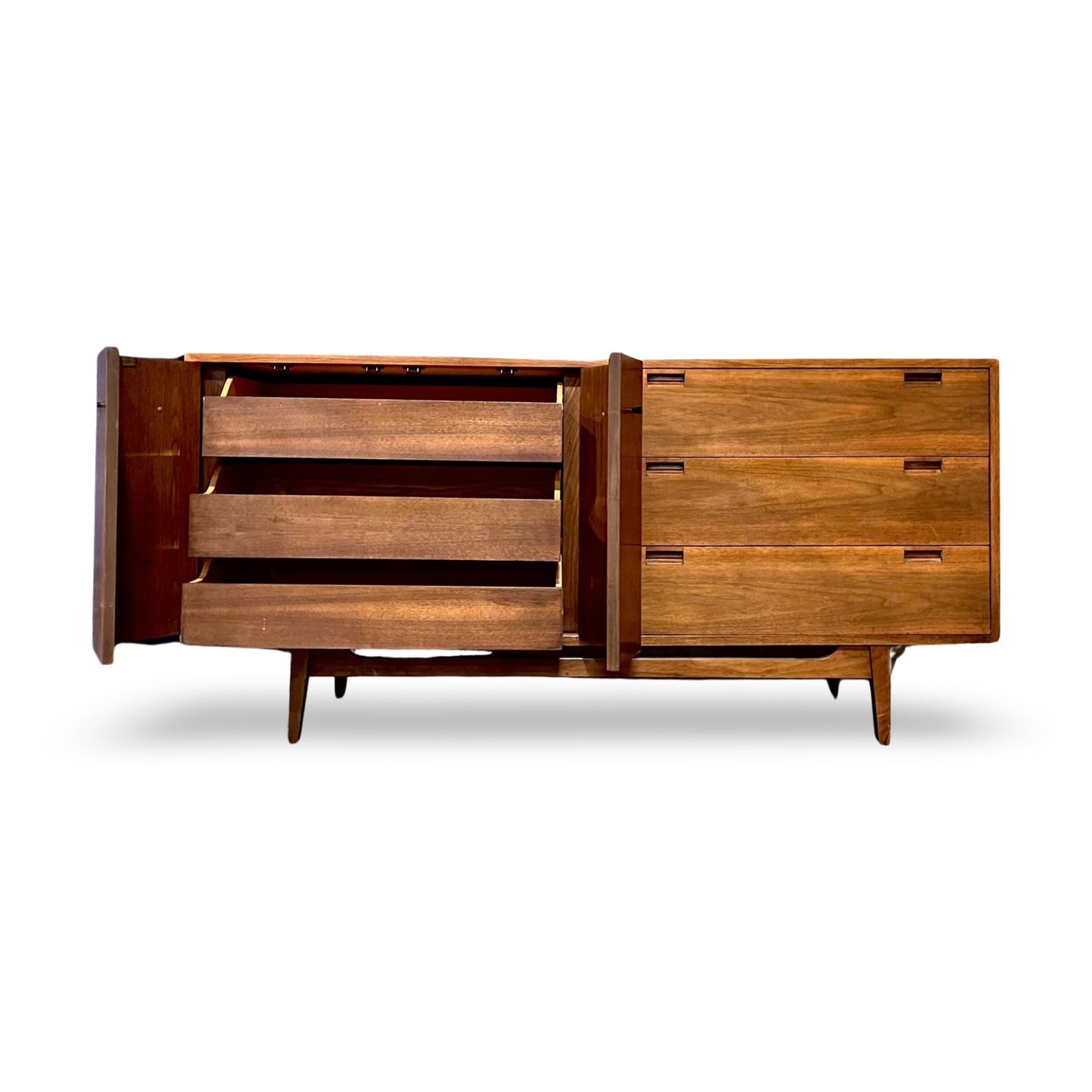 American of Martinsville Early Vintage Mid Century Modern Lowboy Dresser c. 1960s