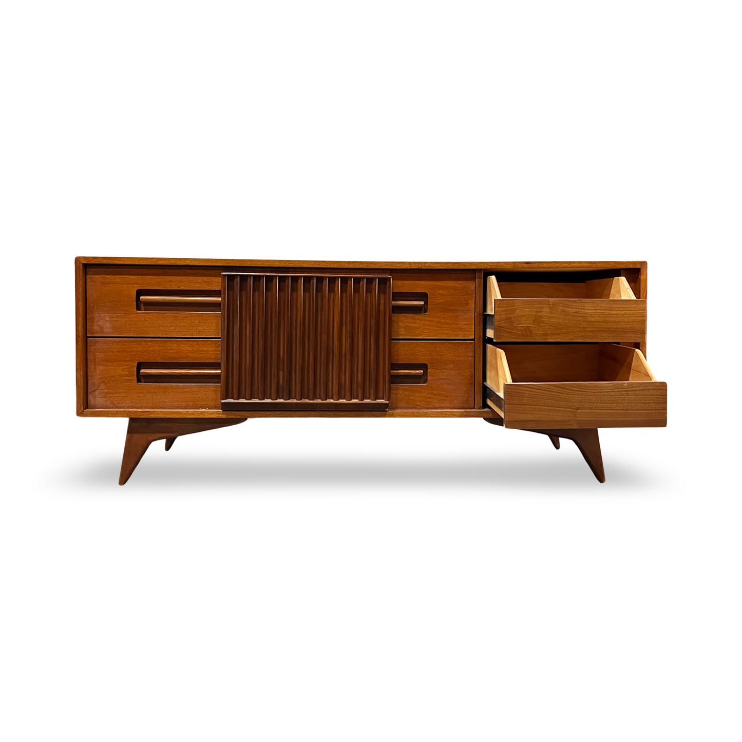 Young Manufacturing Vintage Mid Century Modern Low Profile Credenza Dresser c. 1960s