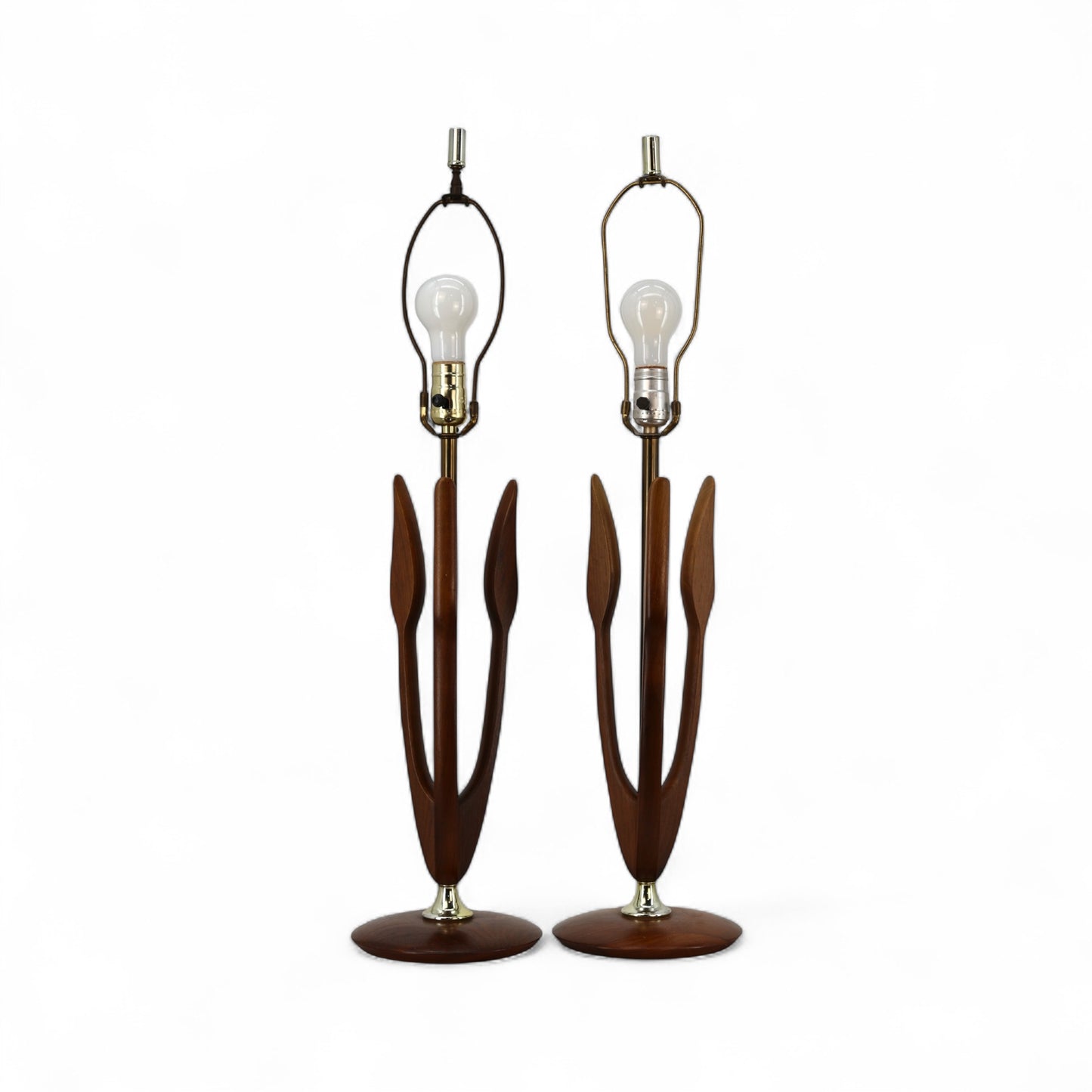 Tulip Petal Sculptural Vintage Mid Century Modern Walnut and Brass Pair of Table Lamps c. 1960s