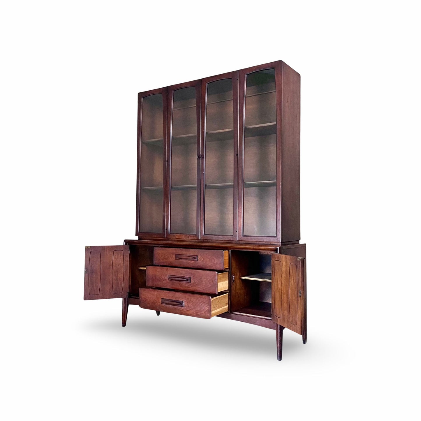 Broyhill Premier Emphasis China Cabinet - Vintage 1960s Mid Century modern