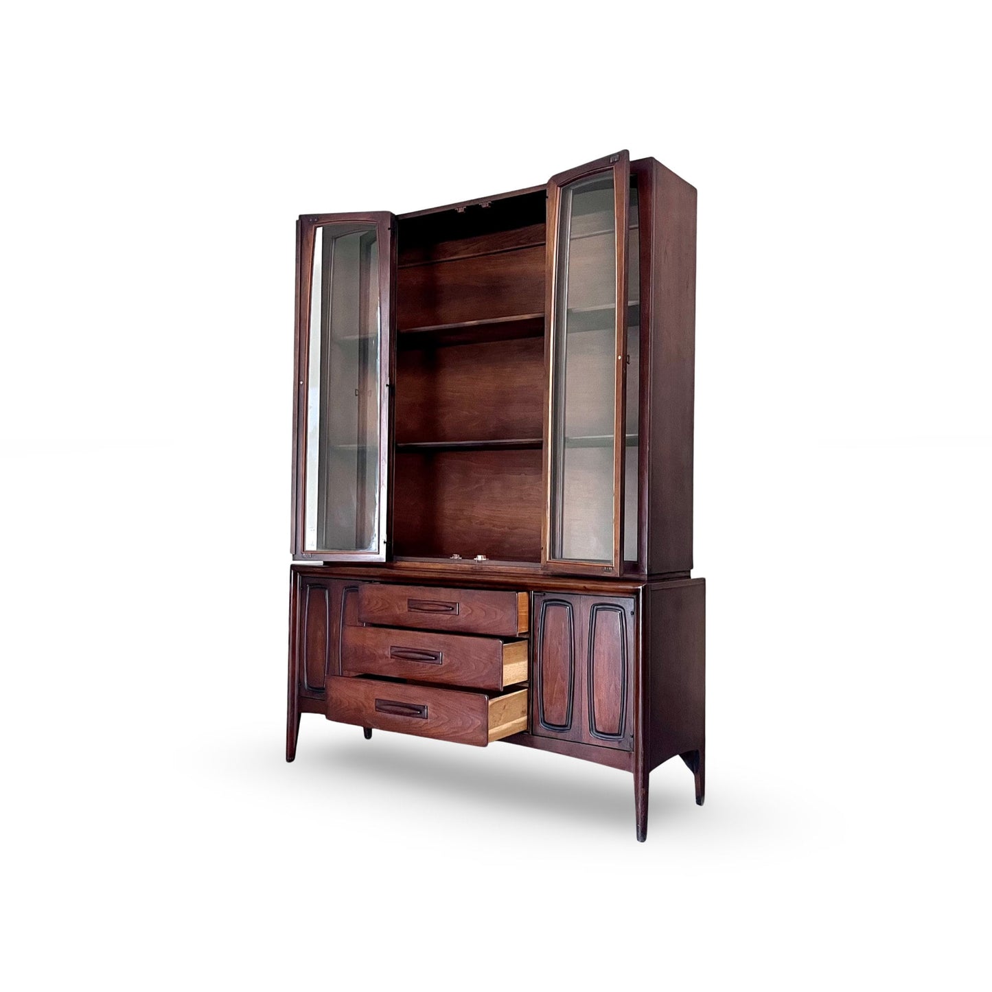 Broyhill Premier Emphasis China Cabinet