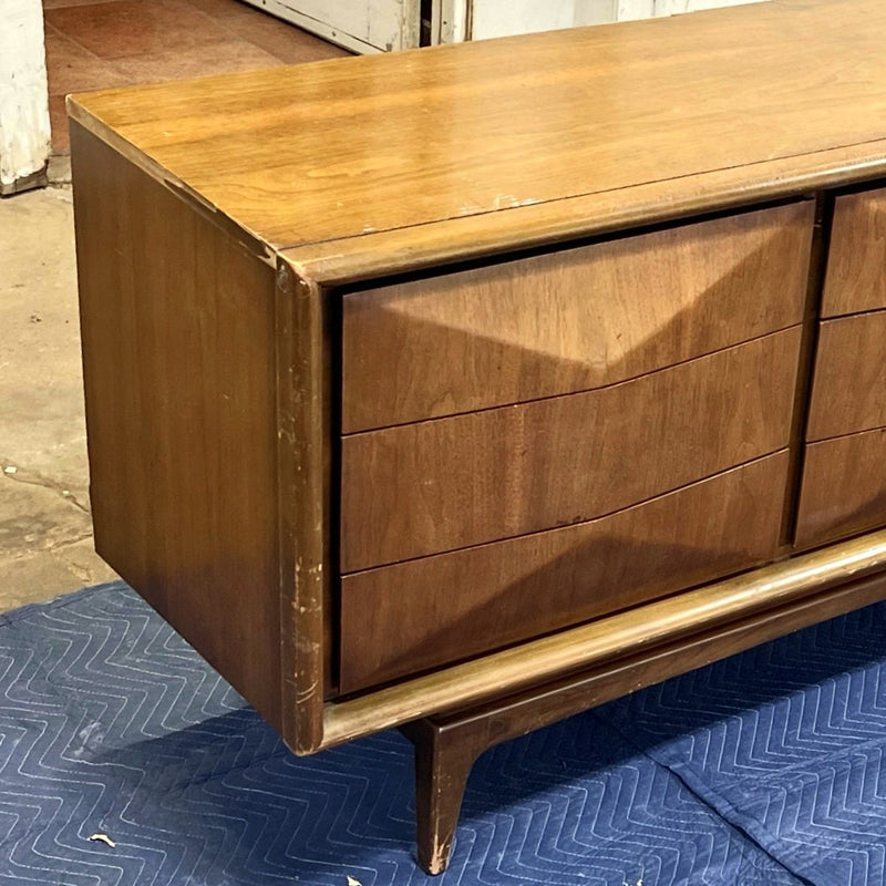 Left corner of the lowboy before restoration