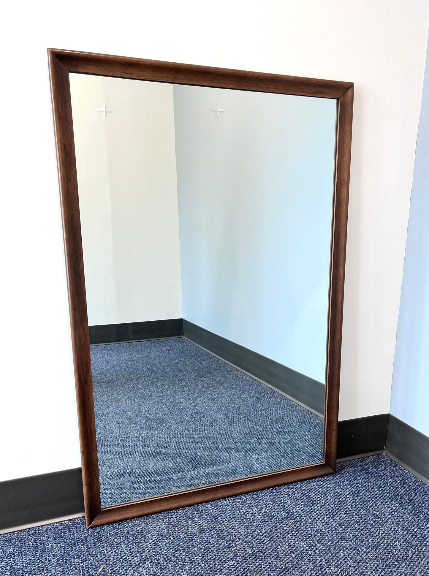 Broyhill Saga Mid Century Modern Mirror Etched Starburst Design c. 1960s
