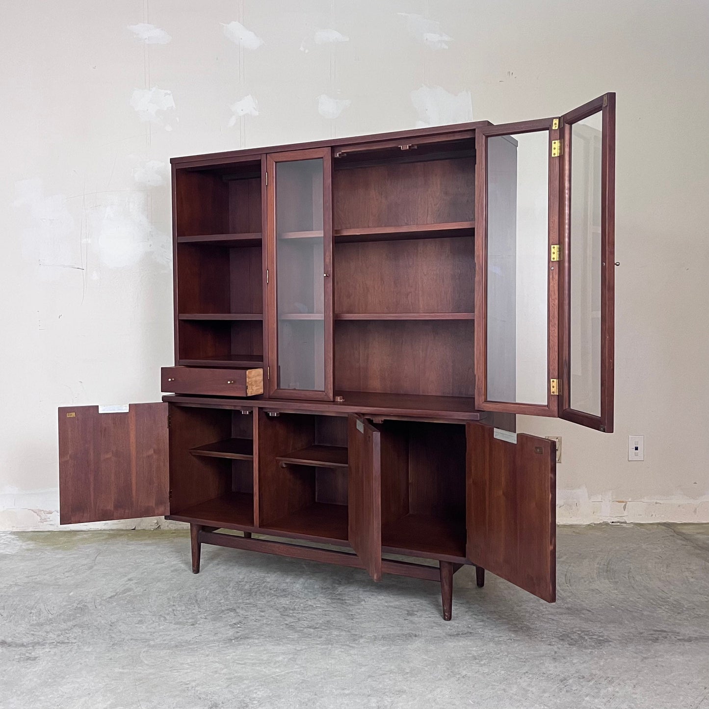 Merton Gershun for American of Martinsville Mid Century Modern China Cabinet