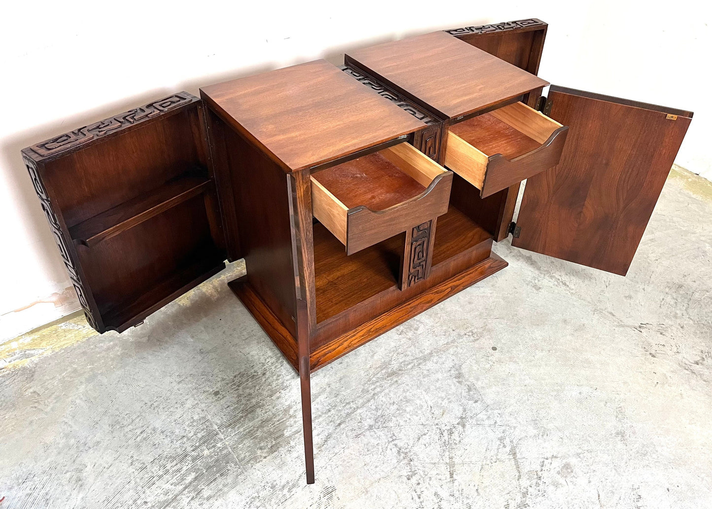 United Furniture “Tiki” Mid Century Modern Brutalist Rolling Bar Cart c. 1960s