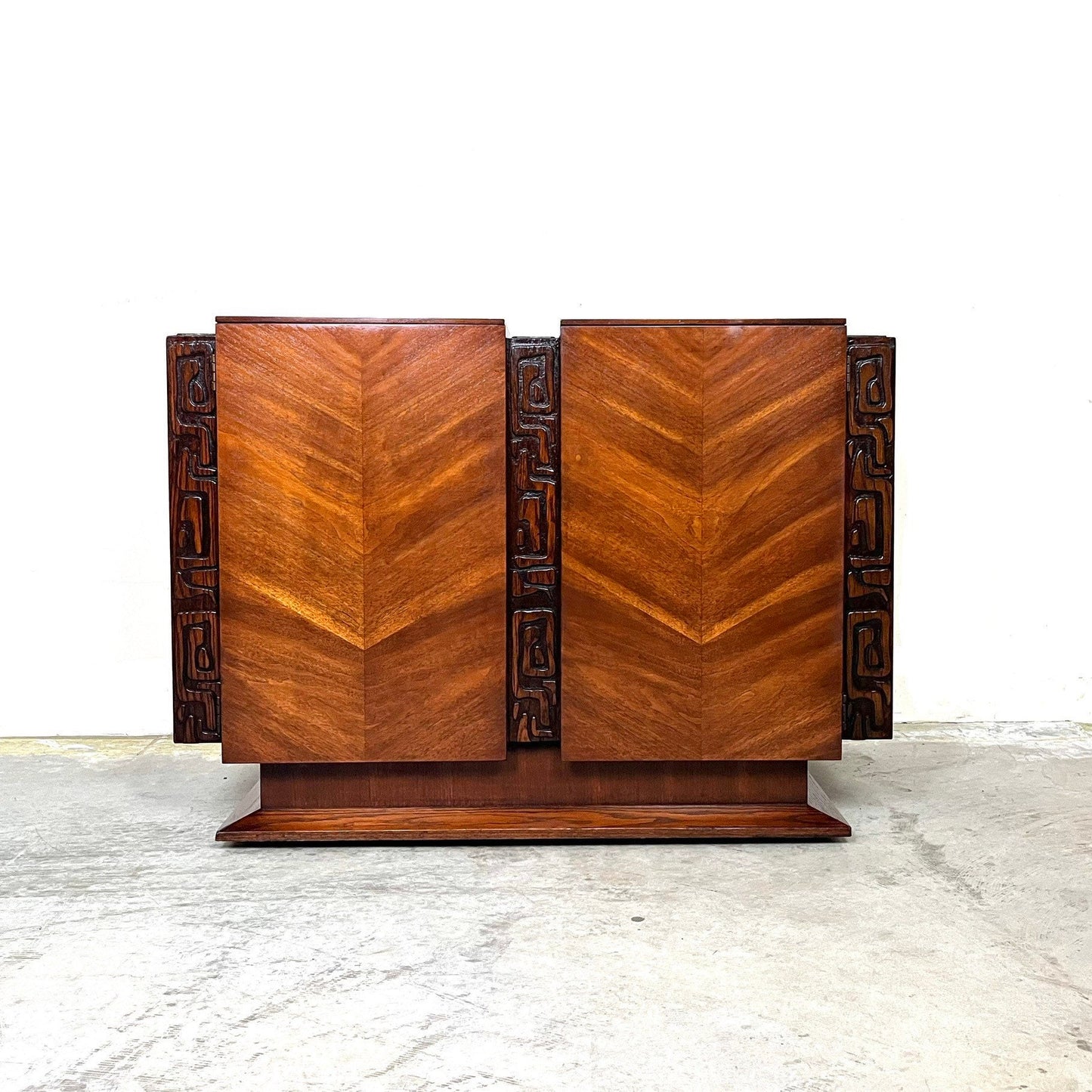 United Furniture “Tiki” Mid Century Modern Brutalist Rolling Bar Cart c. 1960s