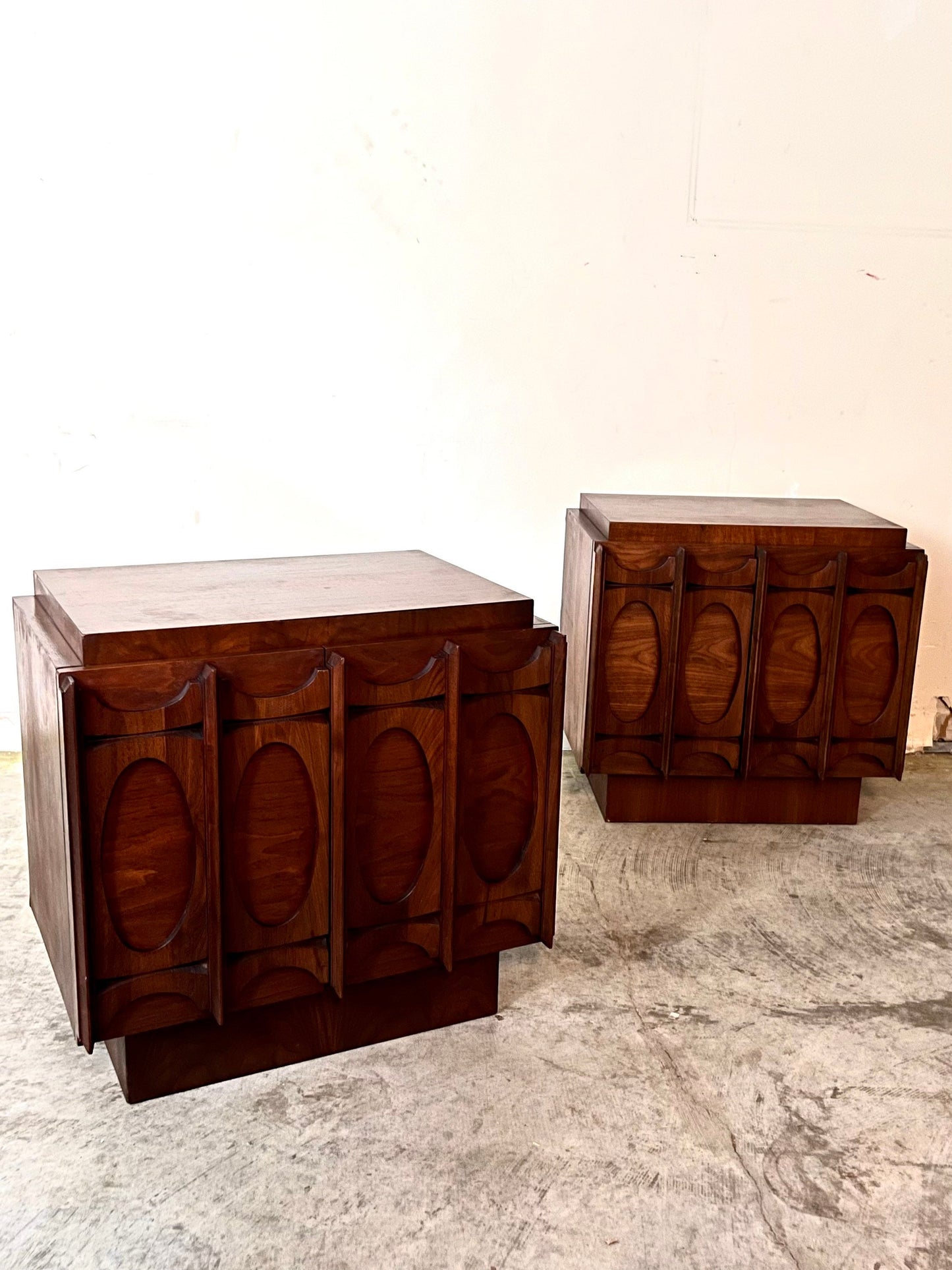 Tobago Furniture Pair of Mid Century Modern Brutalist Nightstands c. 1970s