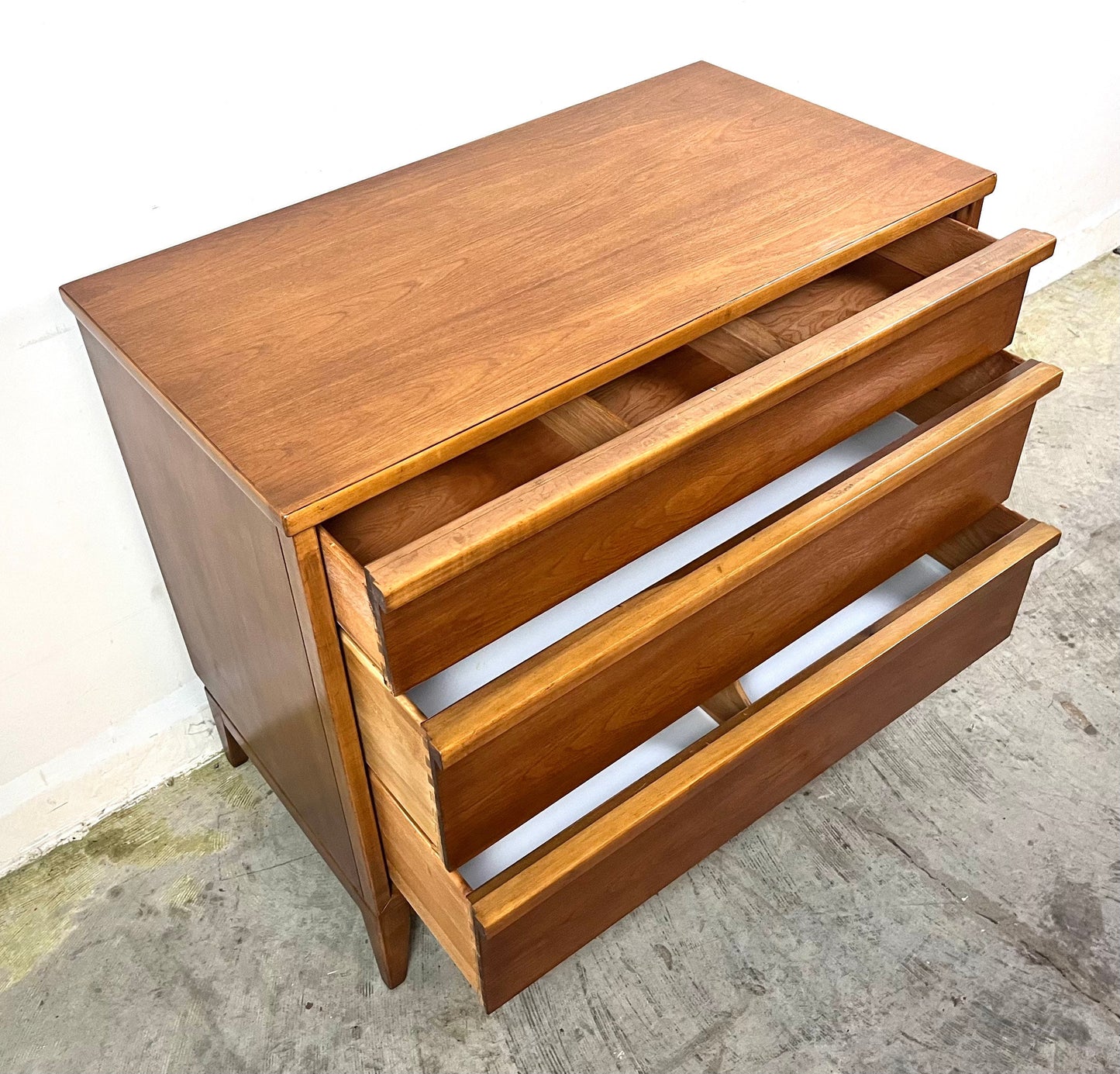Lane Rythym Style Vintage Mid Century Modern 3 Drawer Dresser c. 1960s