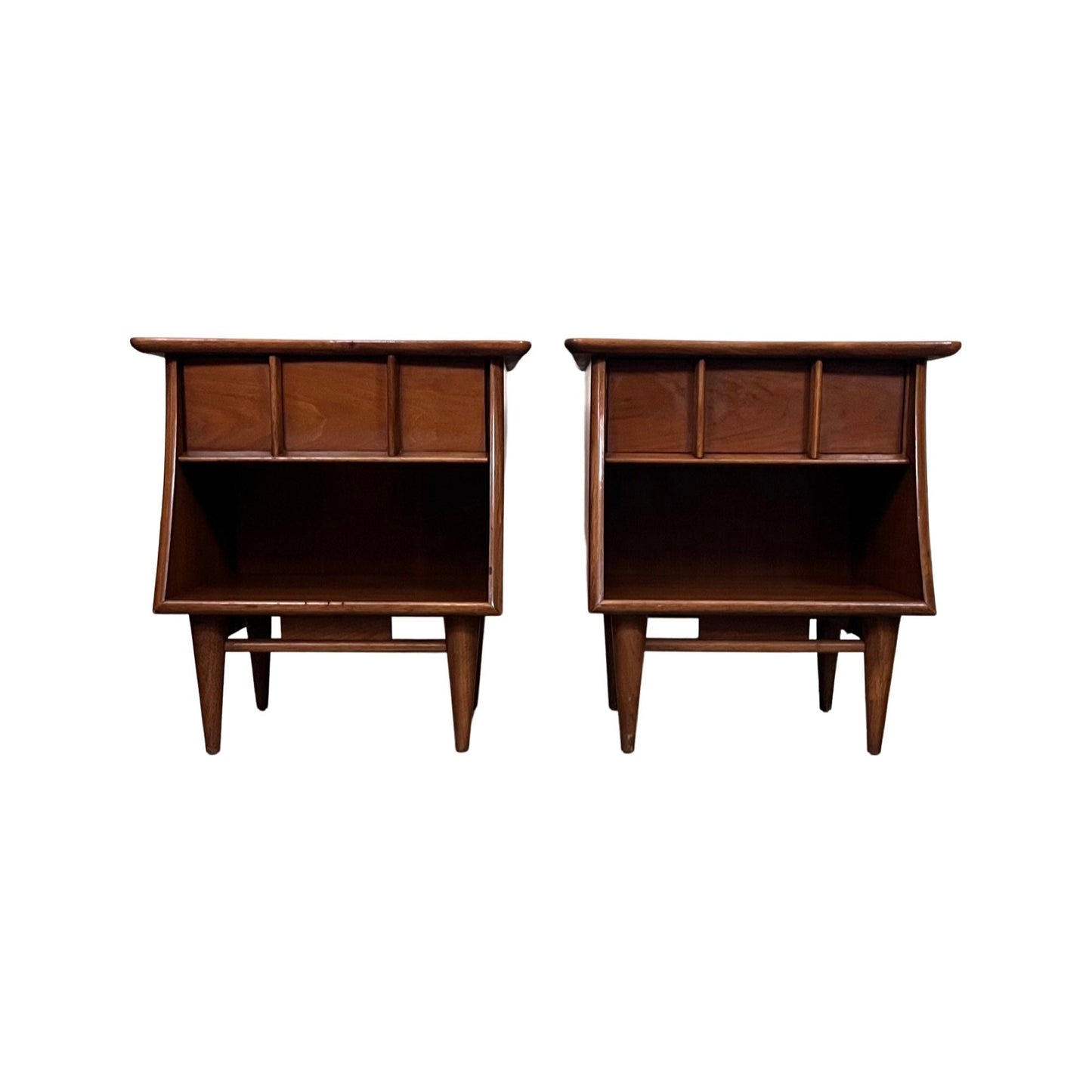 Kent Coffey The Eloquence Mid Century Modern Vintage Pair of Nightstands c. 1960s
