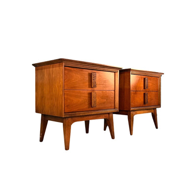 Bassett Mayan Pair of Vintage Mid Century Modern Nightstands 1960s — front view