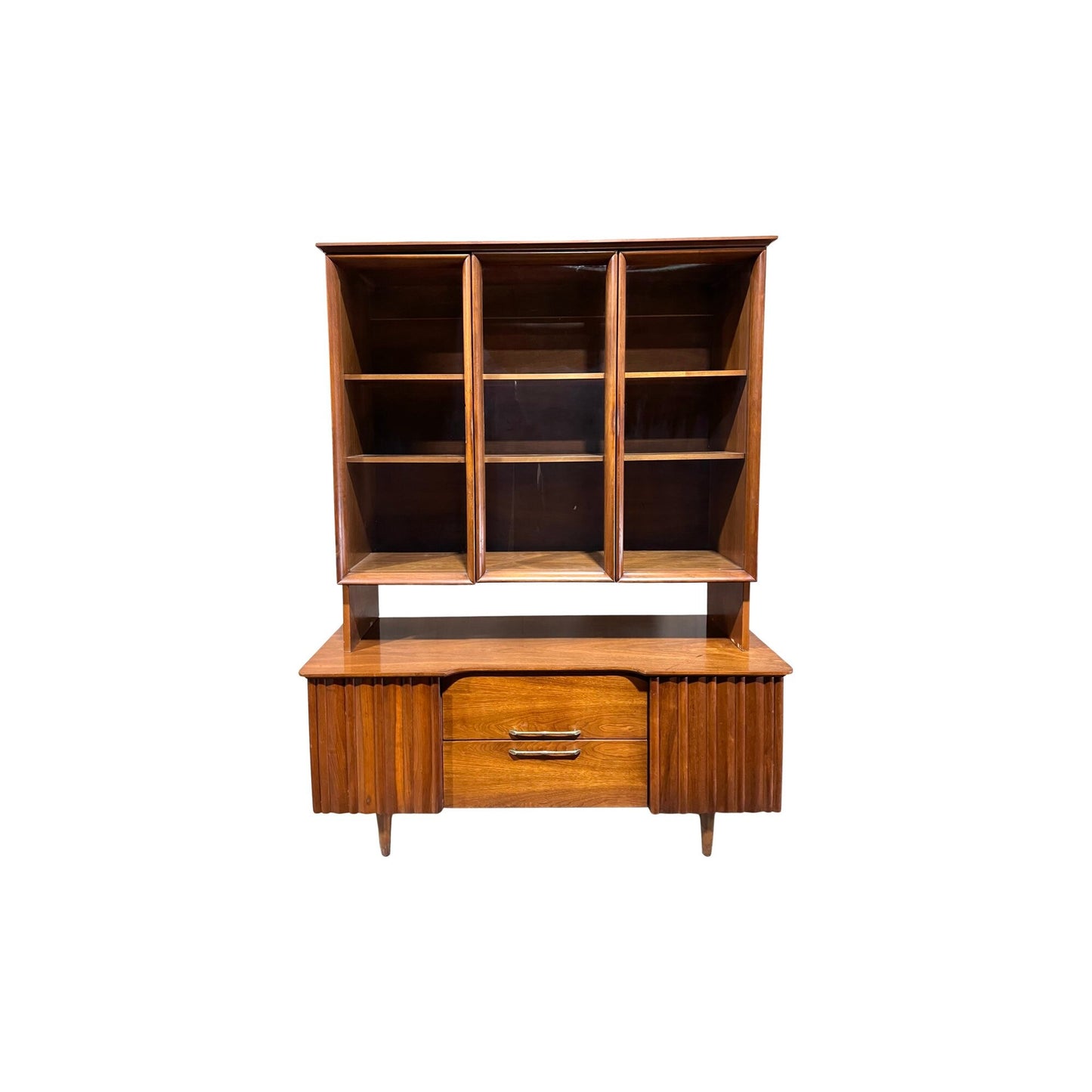 Young Manufacturing Mid Century Modern Buffet China Hutch c. 1960s