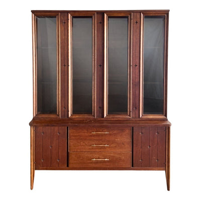 Broyhill Saga Vintage Mid Century Modern China Cabinet c. 1960s β walnut construction, front view