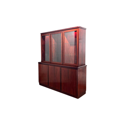 Rasmus Danish Mid Century Modern Lighted Rosewood China Cabinet Hut... ā Rosewood construction, front view