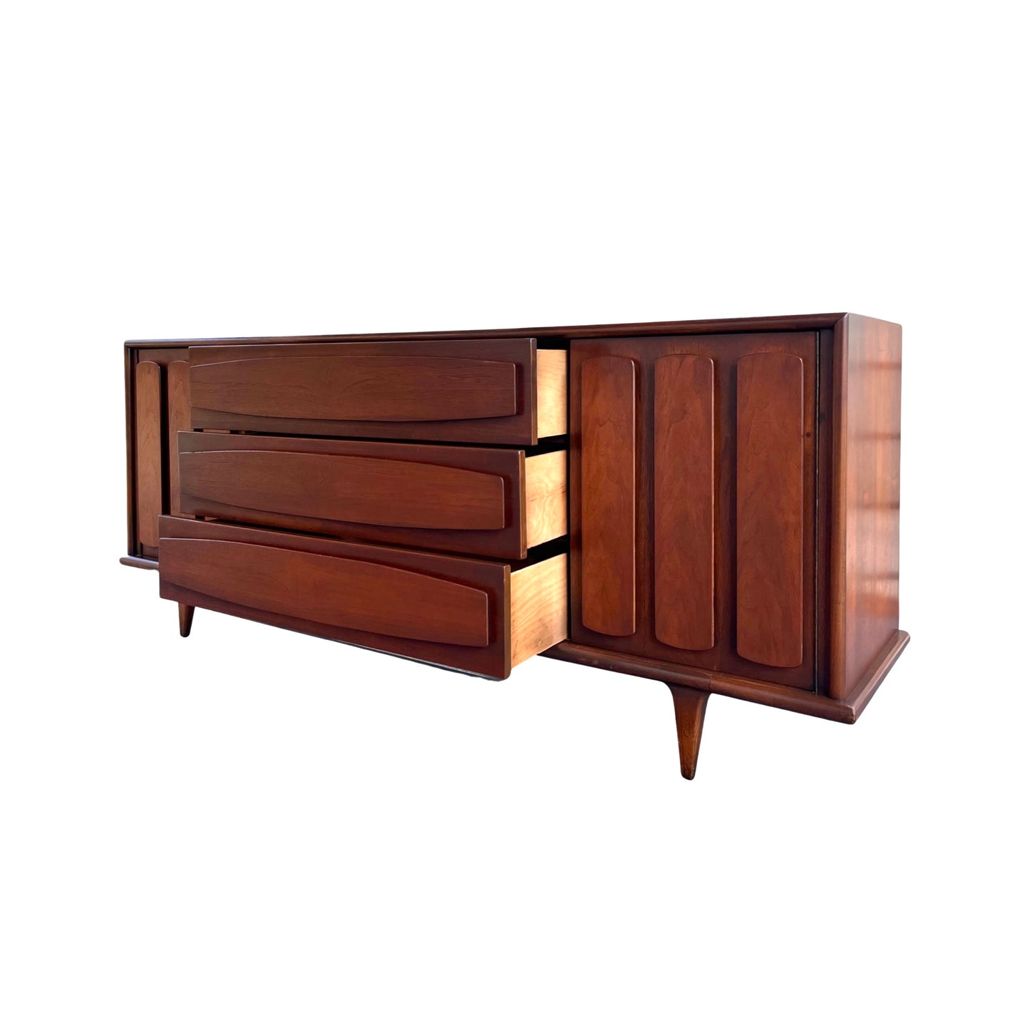 American of Martinsville Mid Century Modern Vintage Lowboy 9 Drawer Dresser c. 1960s