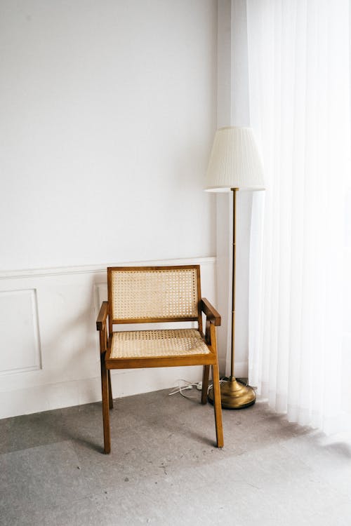 Vintage Teak Furniture Buyer's Guide: Everything You Need to Know