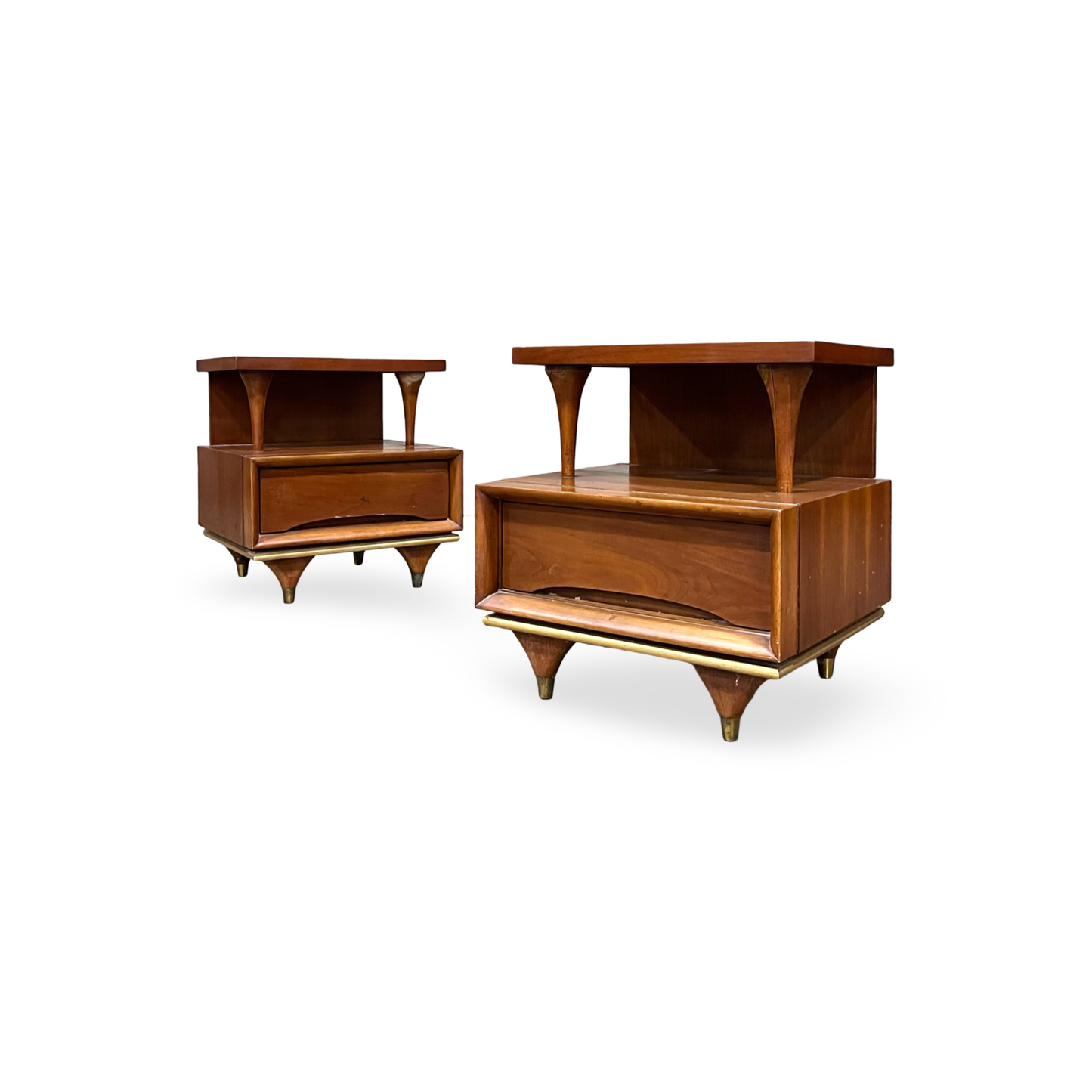 Kent Coffey Elegante Pair of Vintage Mid Century Modern Nightstands c. 1960s