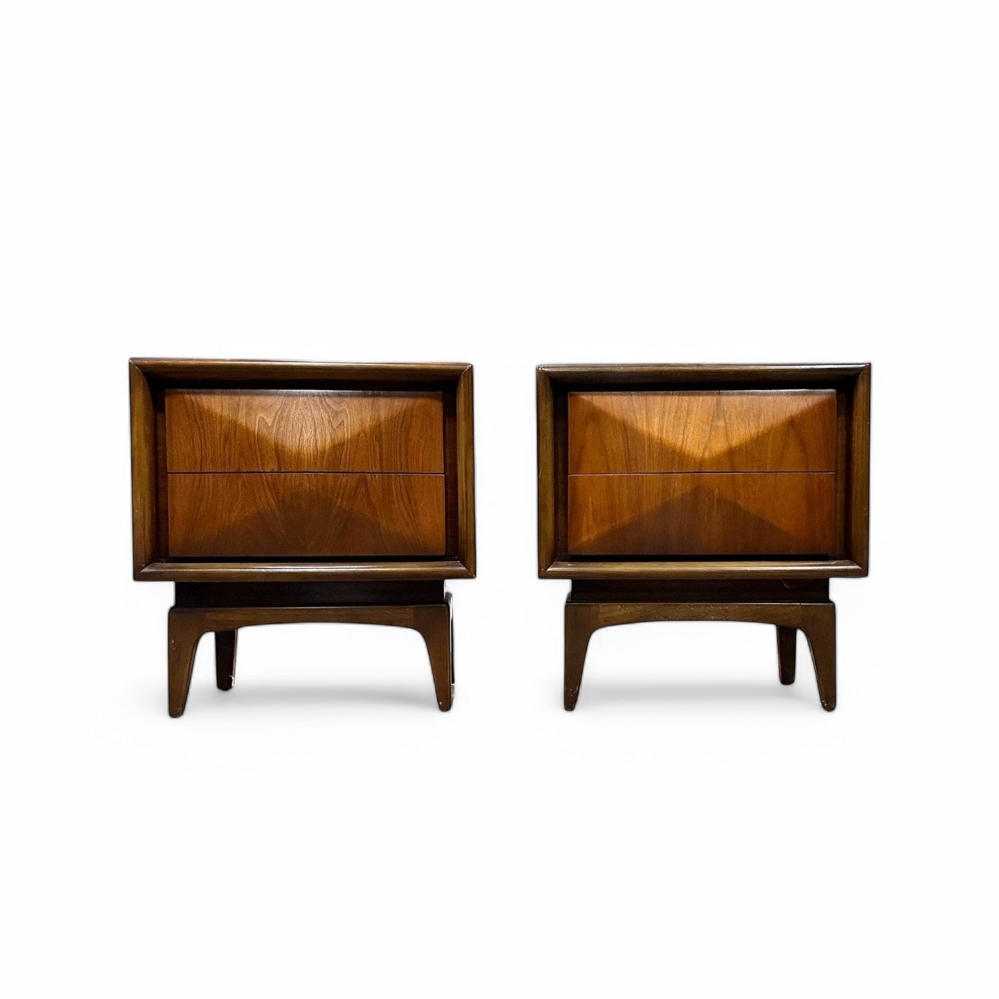 United Furniture Diamond Front Mid Century Modern Pair of Nightstands c. 1960s