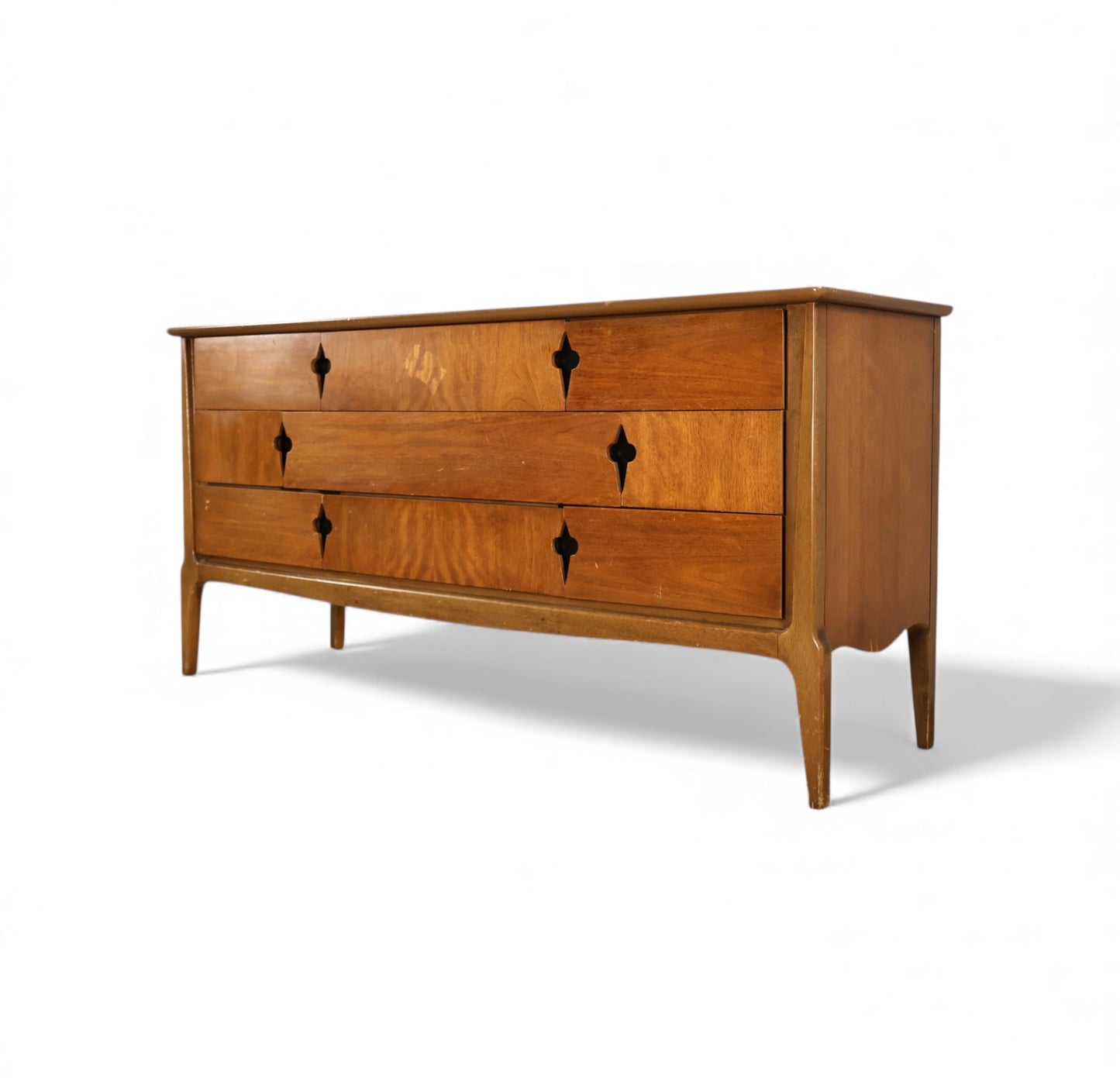 United Furniture Vintage Mid Centuet Modern 9 Drawer Keyhole Pull Lowboy Dresser c. 1960s
