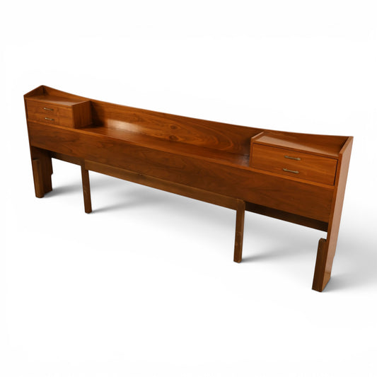 Young Manufacturing Vintage Mid Century Modern Book Case King/Queen Headboard c. 1960s