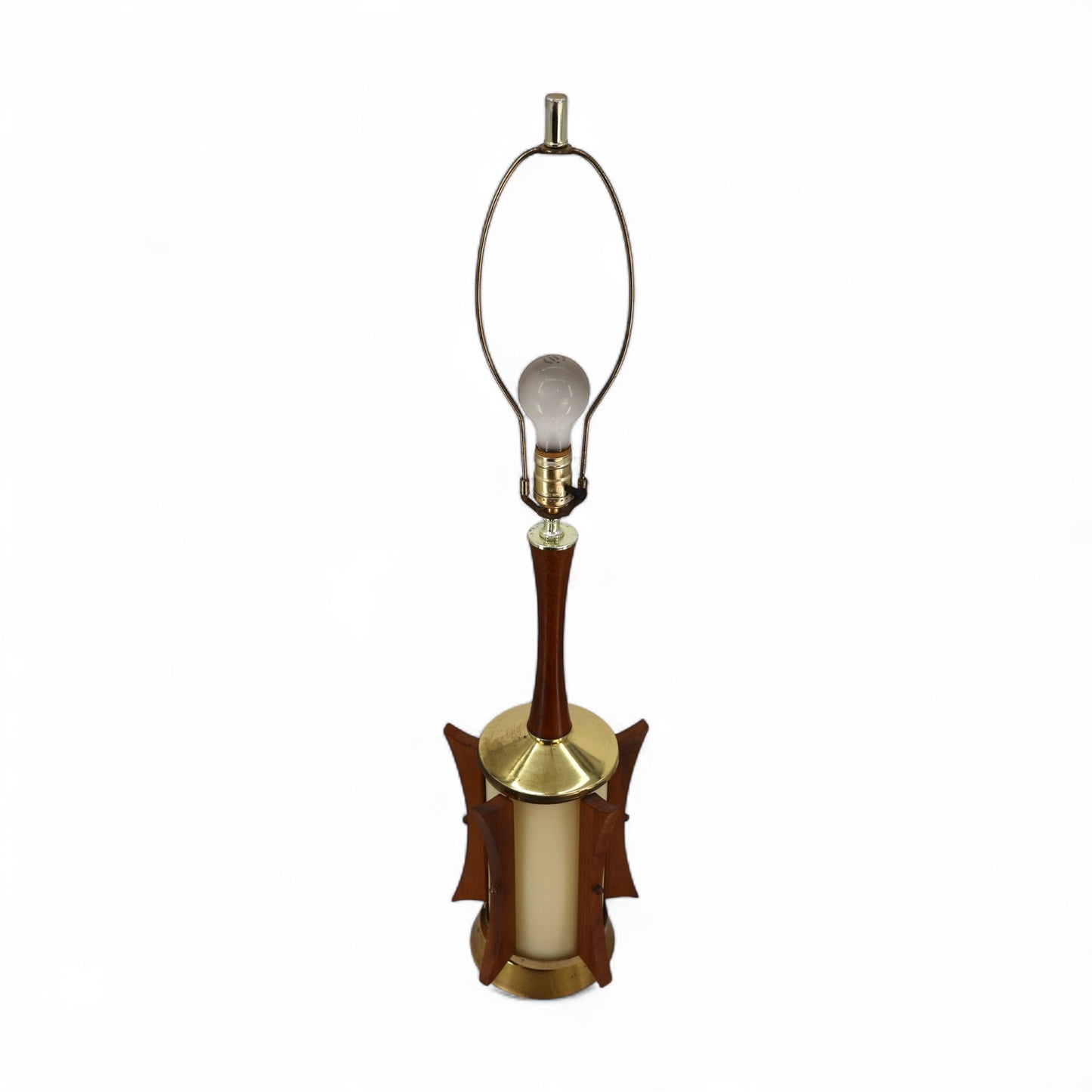 Atomic Style Vintage Mid Century Modern Brass and Walnut Fins Table Lamp c. 1960s