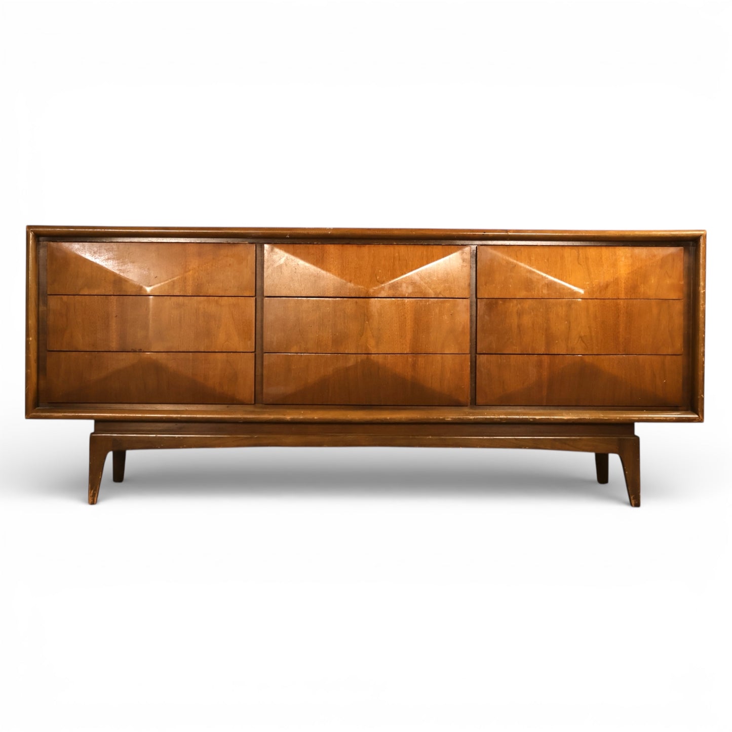 United Furniture Diamond Front Vintage Mid Century Modern 9 Drawer Lowboy Dresser c. 1960s