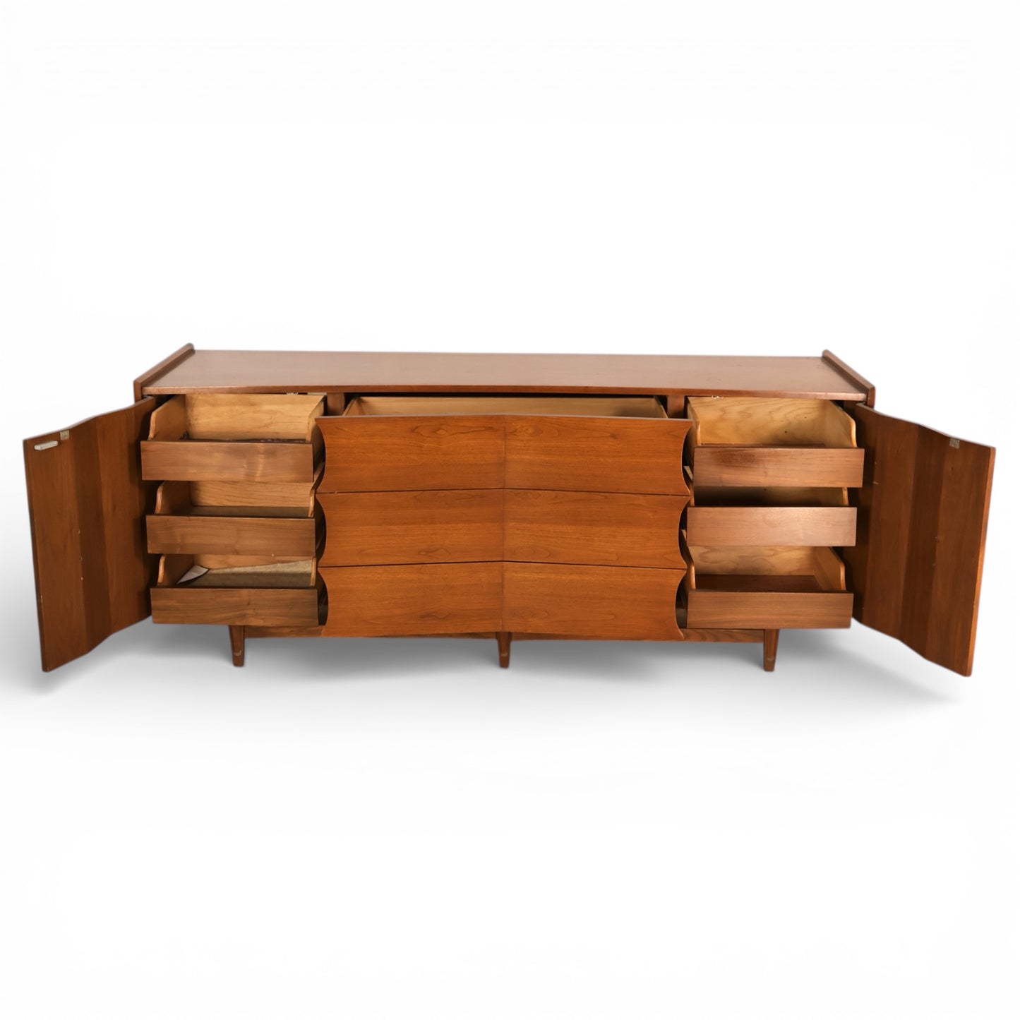 Specialty Woodcraft Inc. Vintage Mid Century Modern Lowboy Dresser c. 1960s