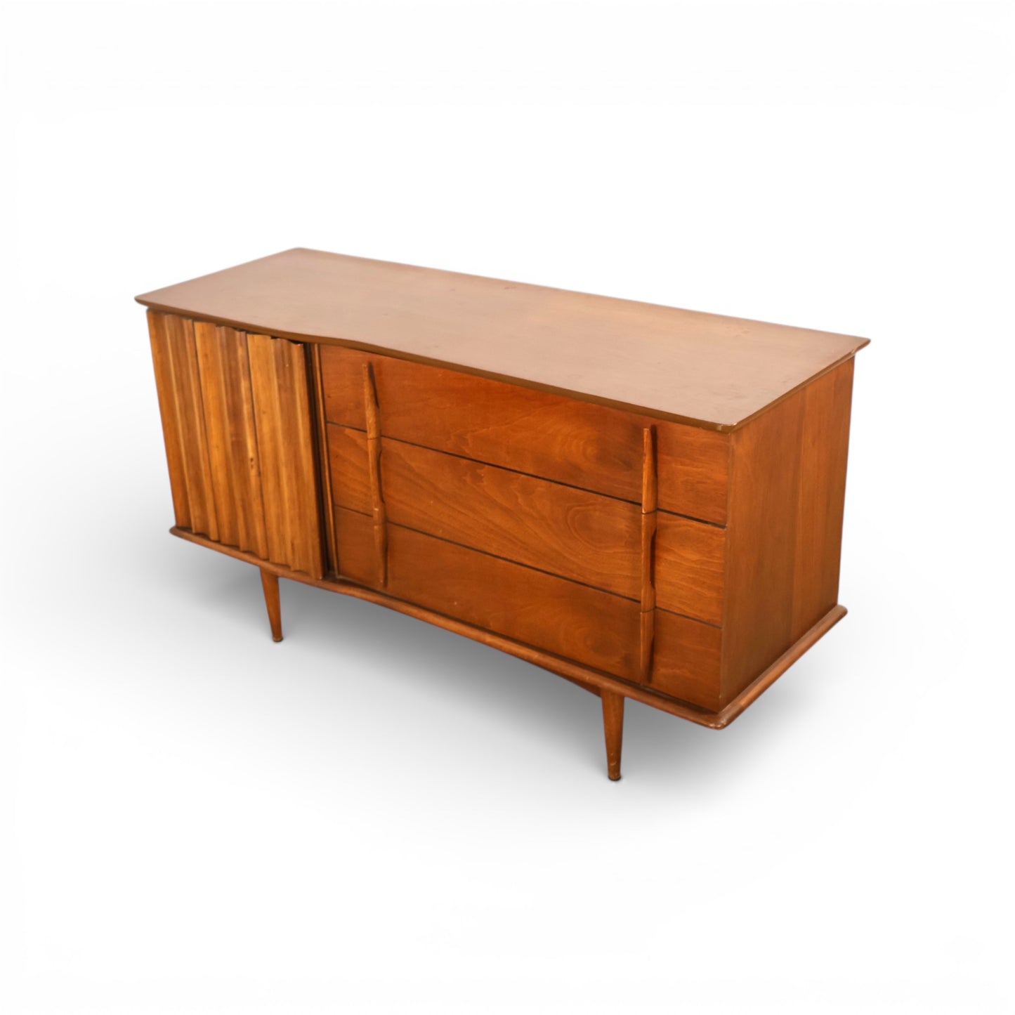 United Furniture Vintage Mid Century Modern Buffet Credenza c. 1960s