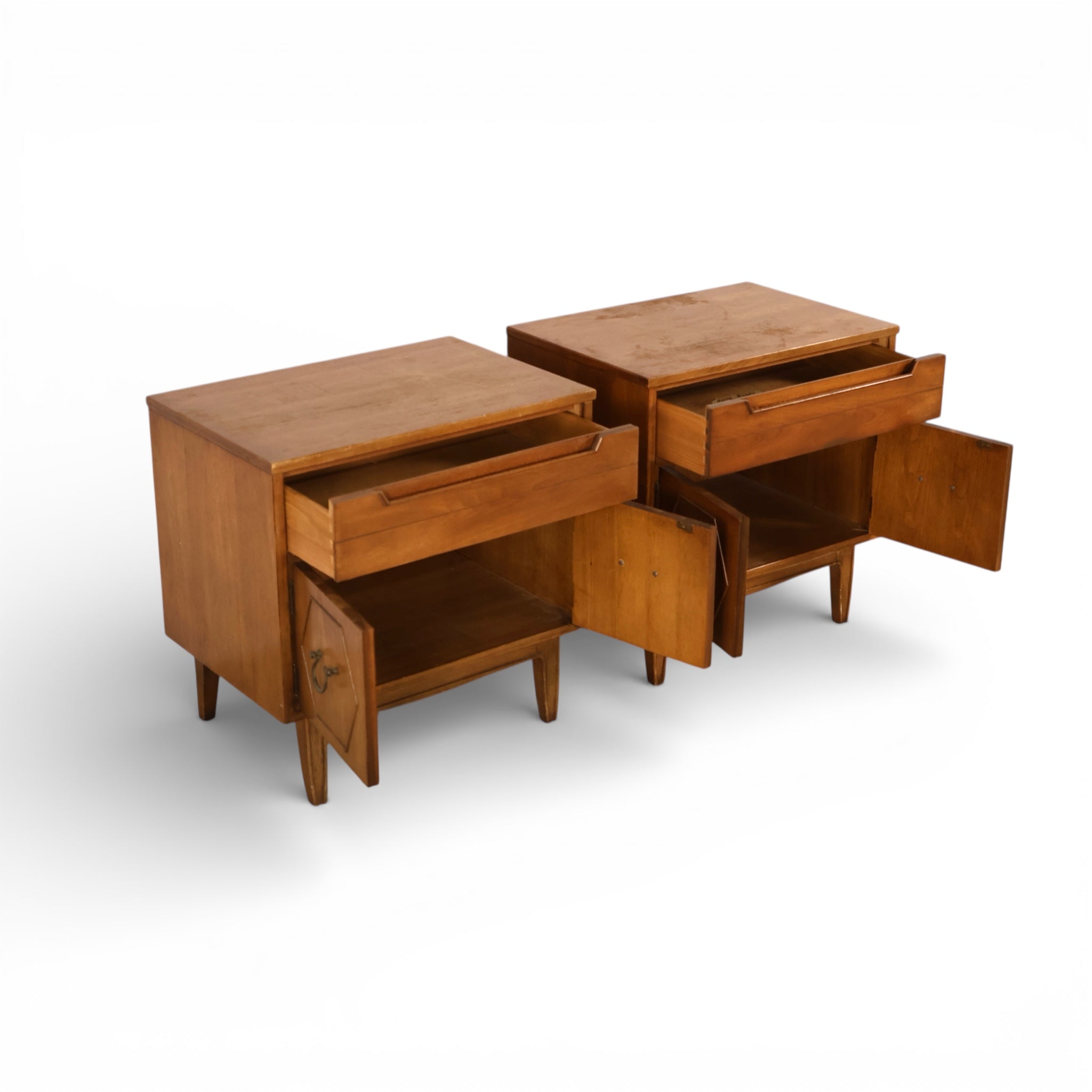 Thomasville Omega Vintage Mid Century Modern Pair of Nightstands c