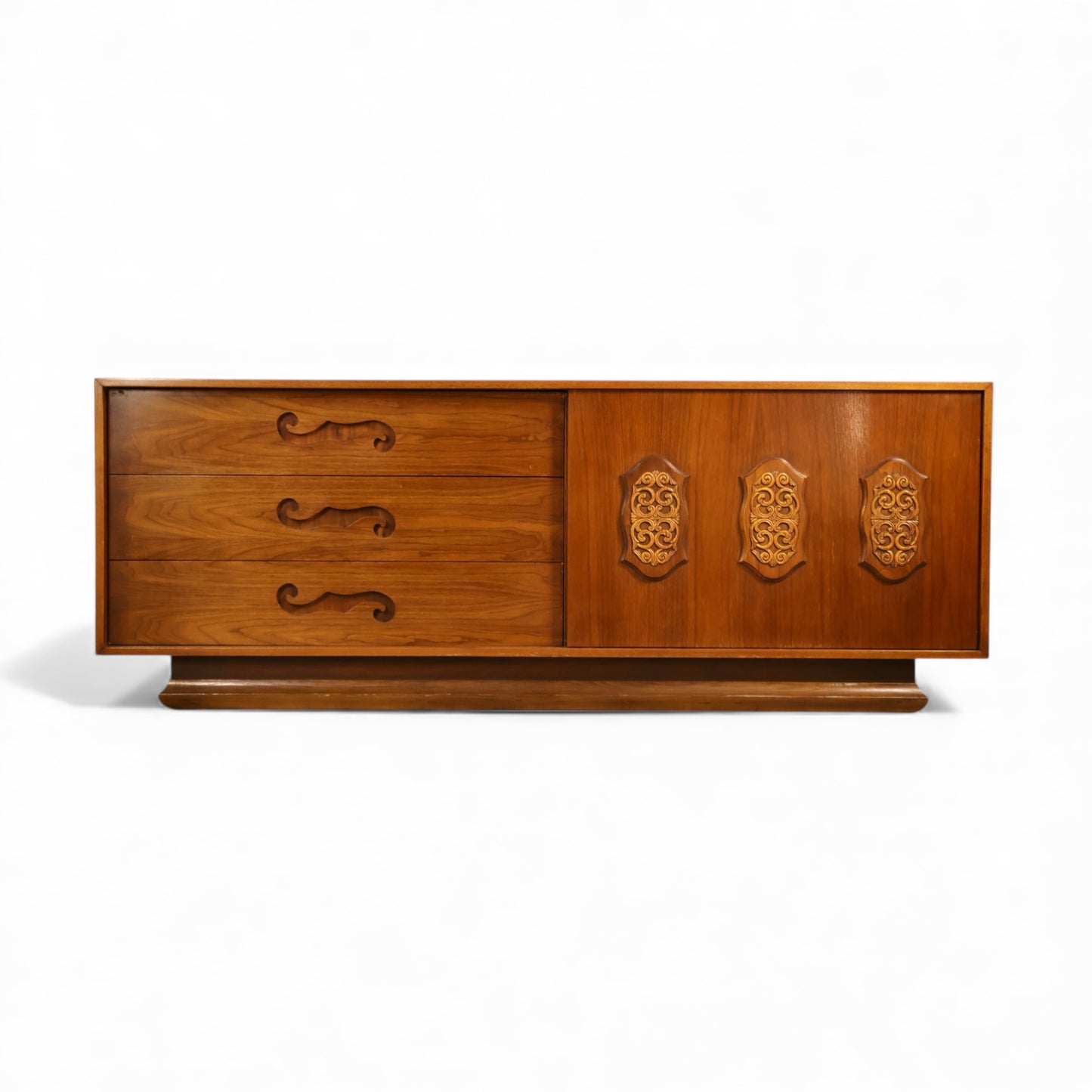Young Manufacturing Vintage Mid Century Modern Brutalist Spanish Revival Lowboy Drrsser c. 1960s