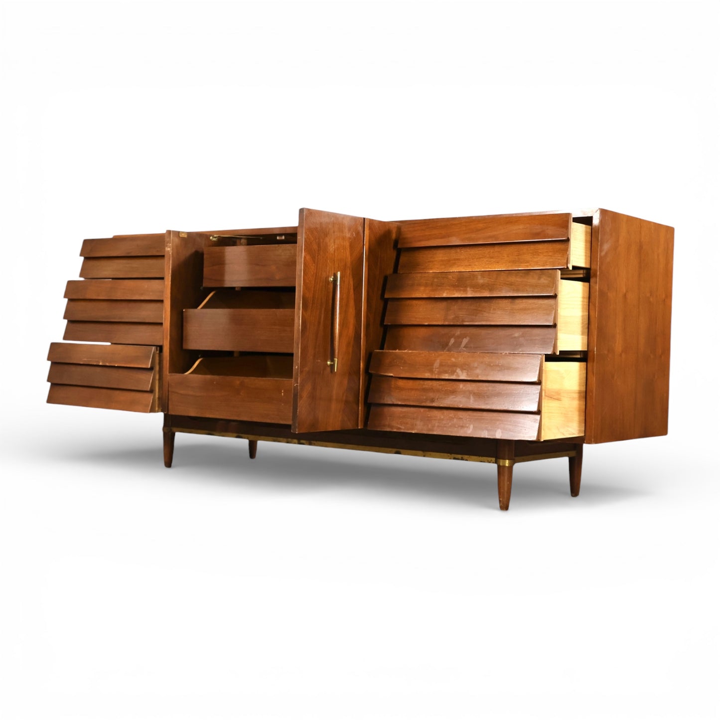American of Martinsville Dania Collection Vintage Mid Century Modern Lowboy Dresser c. 1960s