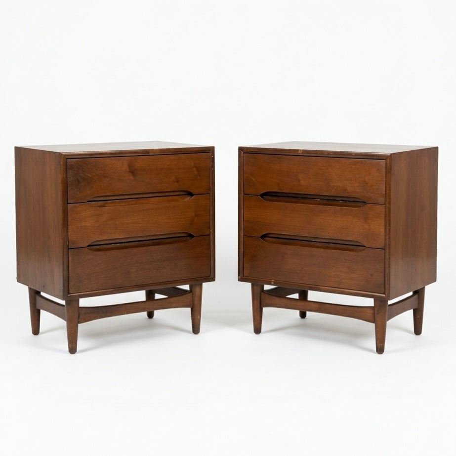 Ramseur Furniture Vintage Mid Century Modern Pair of Nightstands c. 1960s