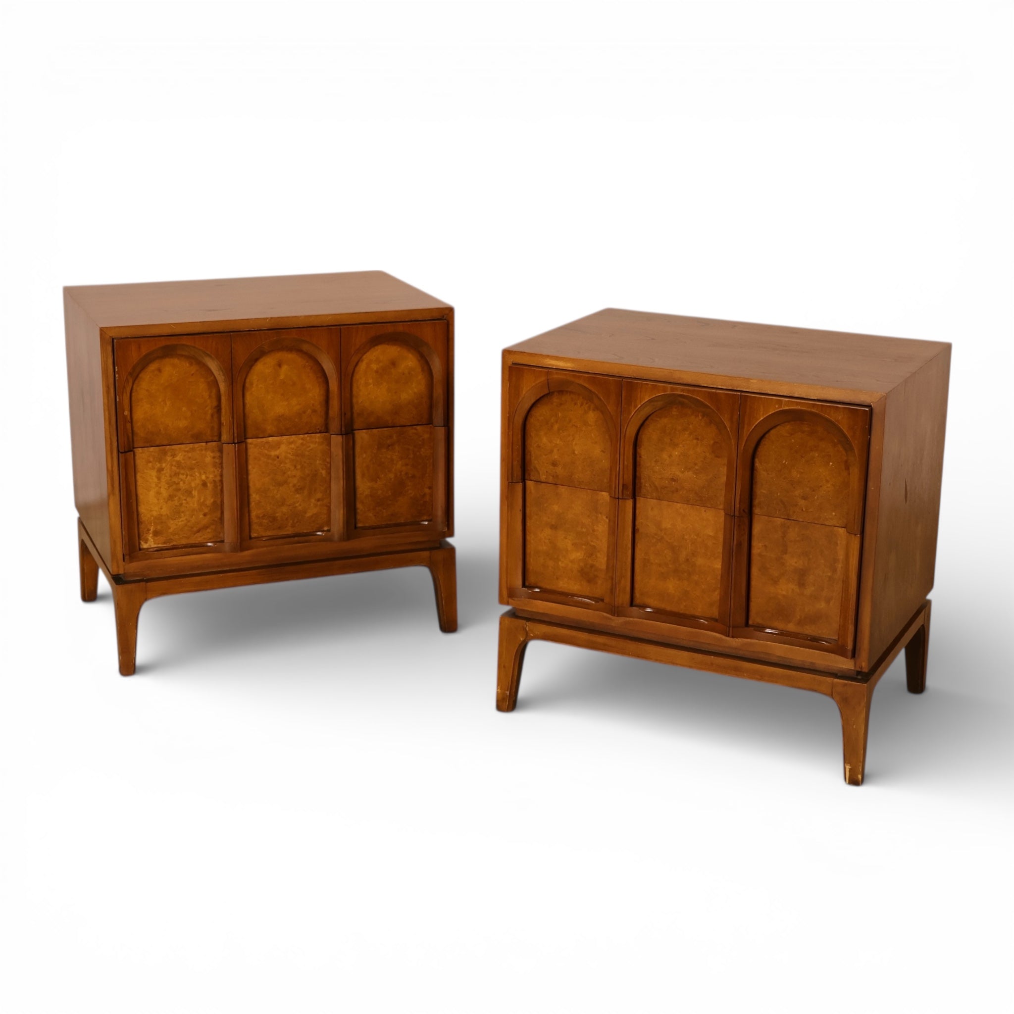 アメリカ製 Thomasville ナイトテーブル ミッドセンチュリー Thomasville Burlwood Sculptural Nightstands, Pair c. 1960s – MOD
