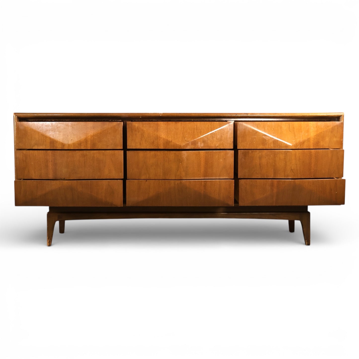 United Furniture Diamond Front Vintage Mid Century Modern 9 Drawer Lowboy Dresser c. 1960s