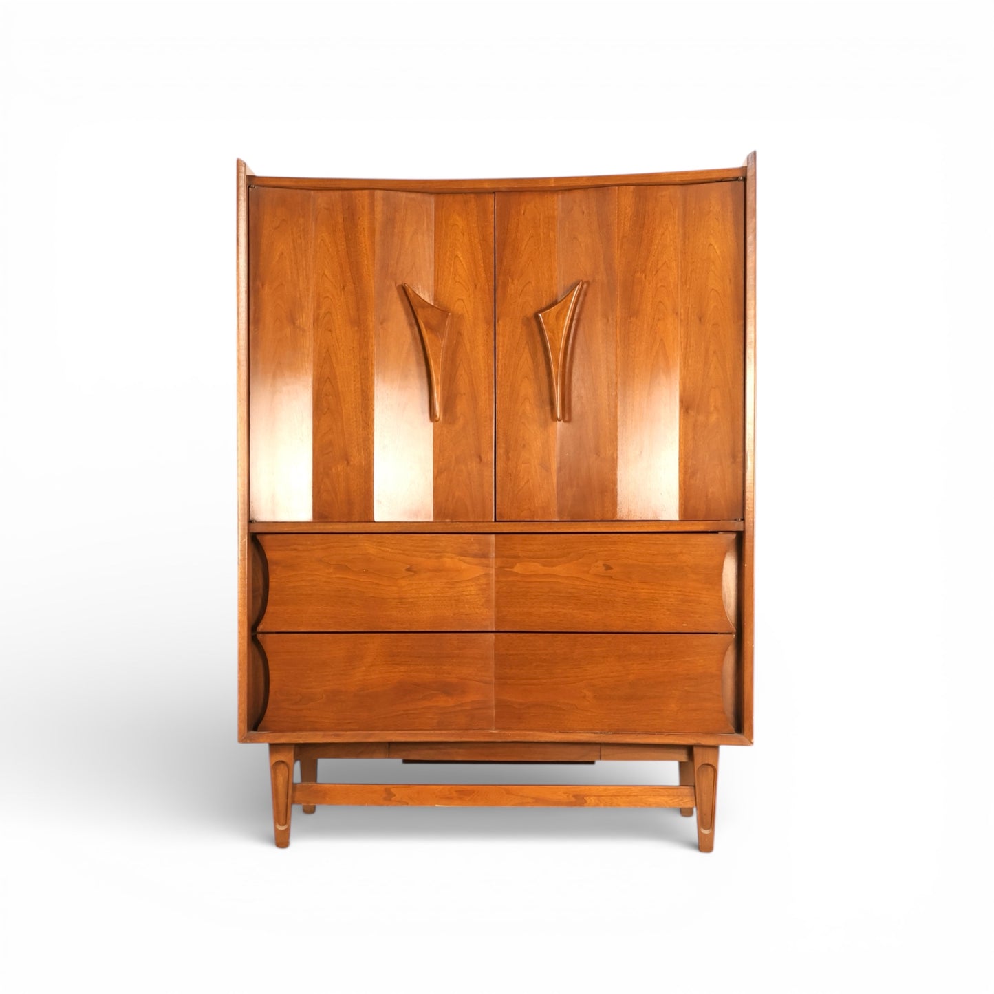 Specialty Woodcraft Inc. Vintage Mid Century Modern Highboy Dresser c. 1960s