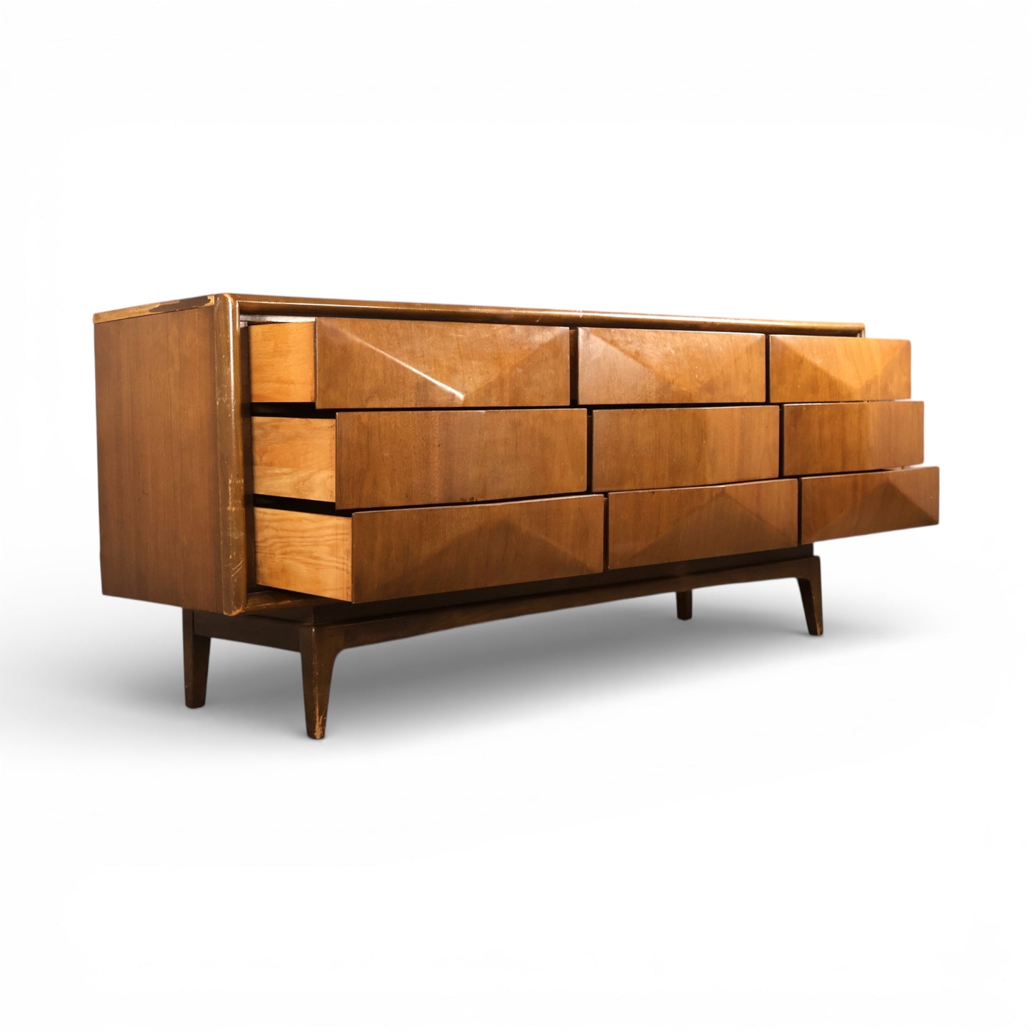 United Furniture Diamond Front Vintage Mid Century Modern 9 Drawer Lowboy Dresser c. 1960s