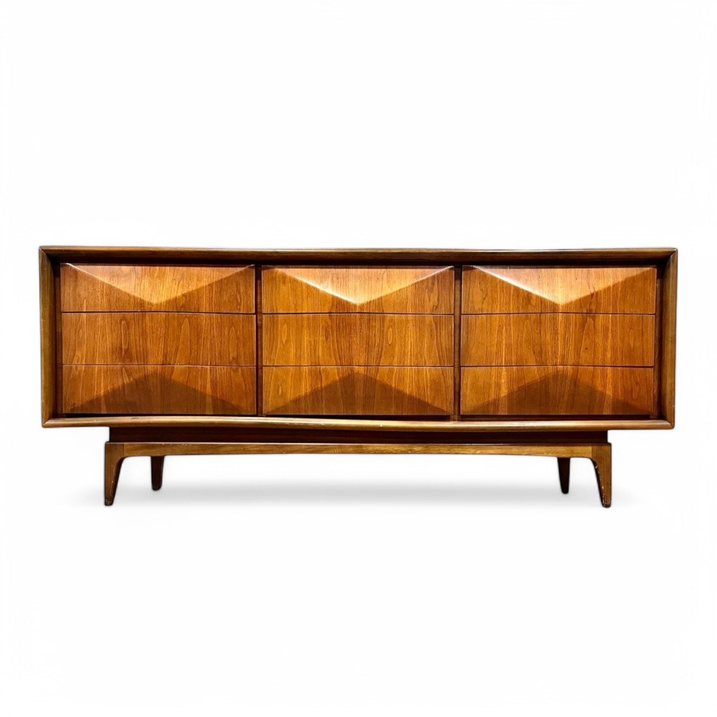 United Furniture Diamond Front Mid Century Modern Lowboy Dresser c. 1960s