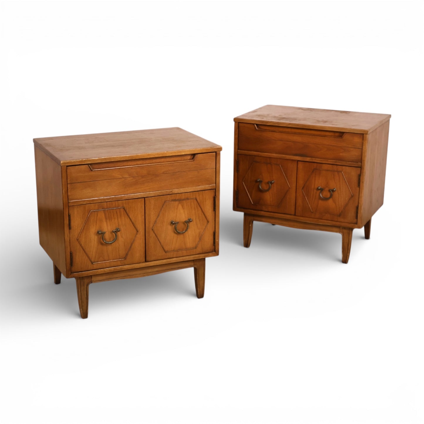 Thomasville Omega Vintage Mid Century Modern Pair of Nightstands c. 1960s